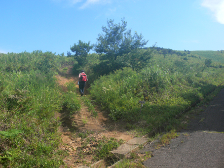 登山口