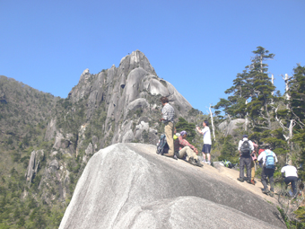 石嶺