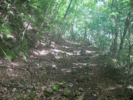 登山口
